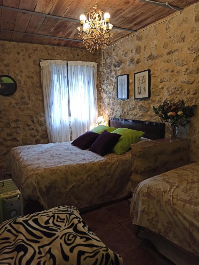 La Hueta Bajo Villa Orcera Eksteriør billede